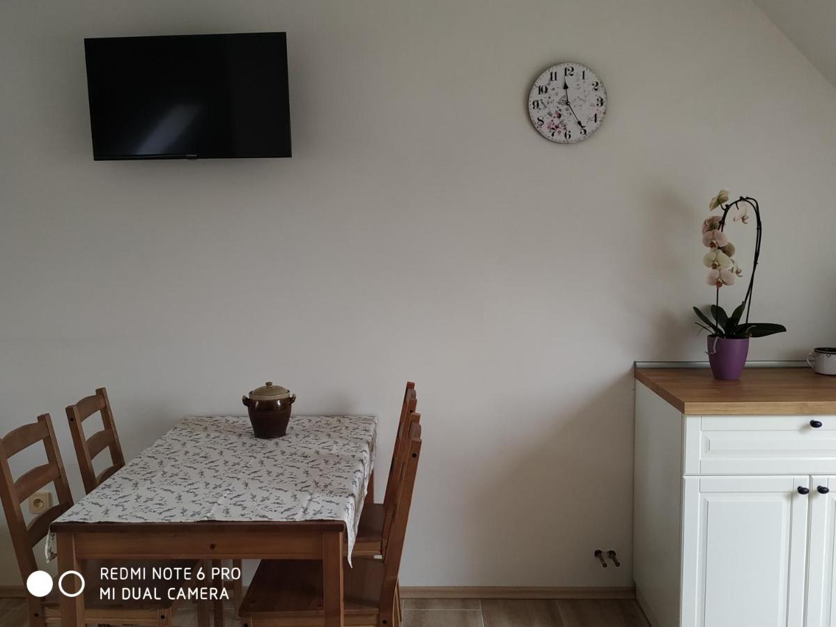 Ubytovani Ve Stodole Stráž nad Nežárkou Buitenkant foto