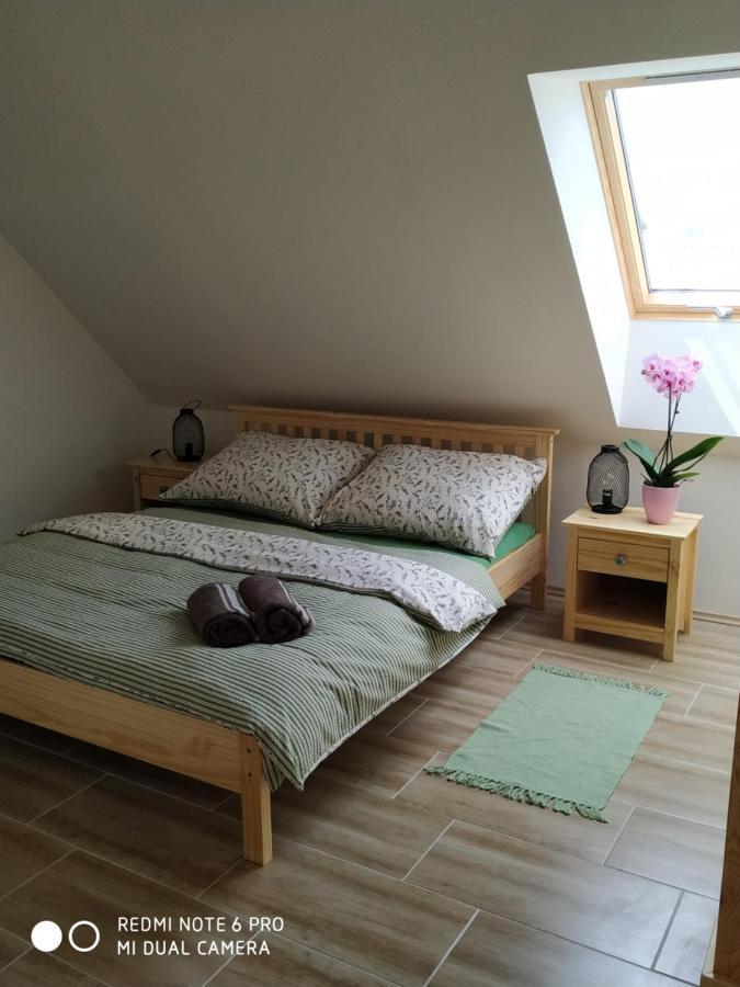 Ubytovani Ve Stodole Stráž nad Nežárkou Buitenkant foto